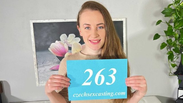 [CzechSexCasting] Emma Fantazy (Horny photographer loves new faces / 07.06.2022)